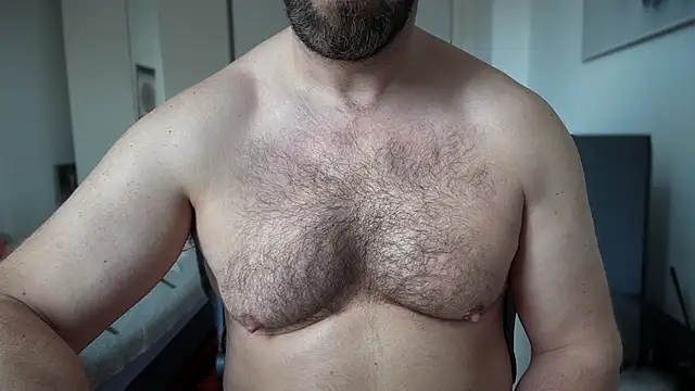 Snapshot of Mr_Beef chatting on March 2025 11:44:02 AM Mr Beef online show from March 2025 11:44:02 AM