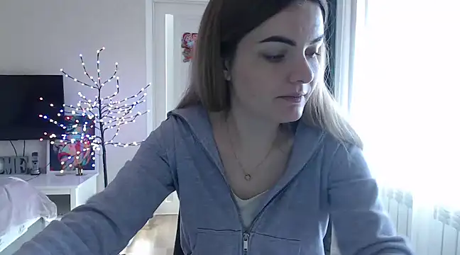 Snapshot of _JustmeHere_ chatting on January 2025 10:38:02 AM JustmeHere online show from January 2025 10:38:02 AM
