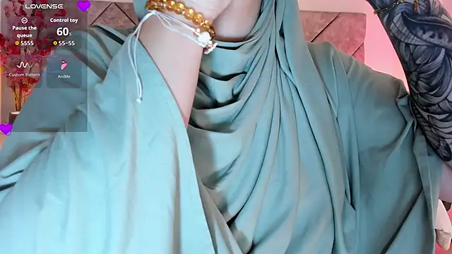 anna-henao online show from November 2025 06:43:02 PM