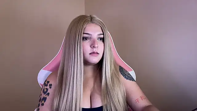 SweetPaige  online show from January 2025 08:45:01 PM