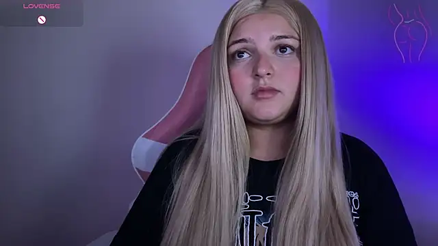 SweetPaige  online show from February 2025 05:53:02 PM