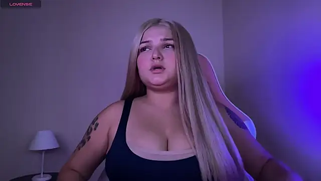 SweetPaige  online show from February 2025 07:47:02 PM