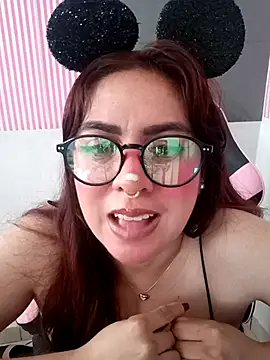 Snapshot of Celestte22 chatting on April 2026 08:25:02 PM Celestte22 online show from April 2026 08:25:02 PM