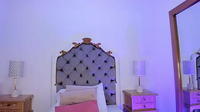 Pushaina   online show from December 2024 03:04:01 AM