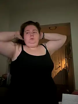 Snapshot of BBW2320 chatting on November 2025 10:43:02 AM BBW2320 online show from November 2025 10:43:02 AM