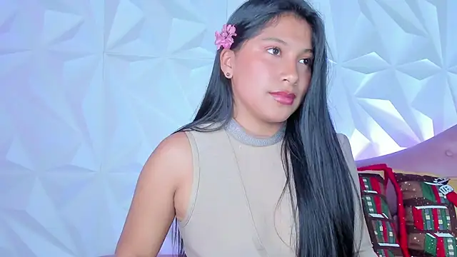 Snapshot of LinnaGardenia chatting on December 2024 04:36:01 PM LinnaGardenia online show from December 2024 04:36:01 PM