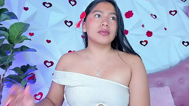 Snapshot of LinnaGardenia chatting on March 2025 02:13:02 PM LinnaGardenia online show from March 2025 02:13:02 PM