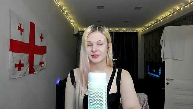 sashakiss99 online show from January 2025 04:27:02 PM