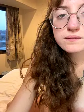 Snapshot of _foxygirl_ chatting on November 2025 08:14:02 AM foxygirl online show from November 2025 08:14:02 AM