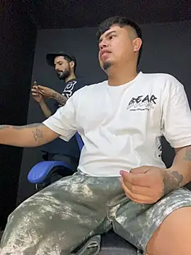 Snapshot of DickMasterfindom chatting on July 2026 09:32:02 PM DickMasterfindom online show from July 2026 09:32:02 PM