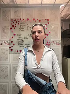 Alanna atm  online show from January 2025 04:53:01 PM