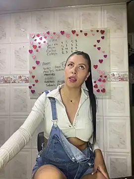 Alanna atm  online show from January 2025 11:22:02 PM