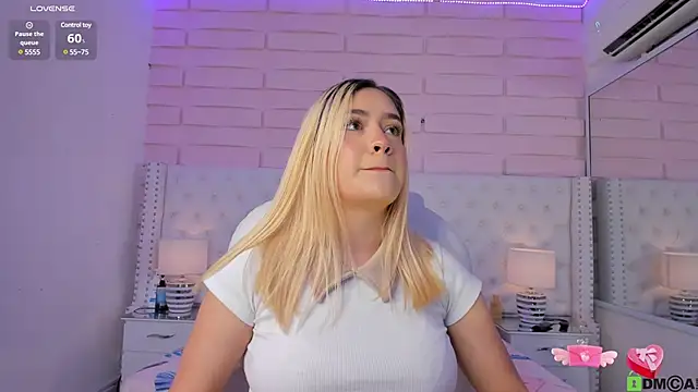 Snapshot of Yaaky_ chatting on December 2024 01:26:02 AM Yaaky online show from December 2024 01:26:02 AM