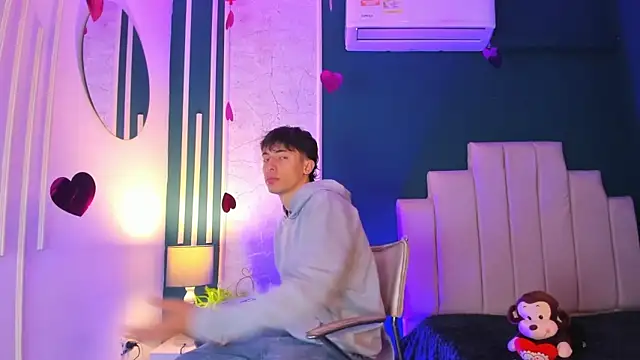 AlessandroDybala online show from February 2025 12:11:02 PM