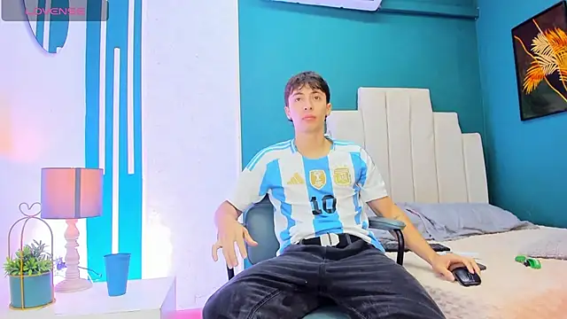 AlessandroDybala online show from December 2025 12:23:02 PM