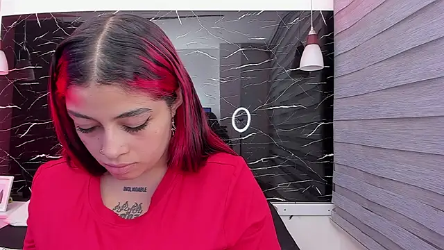 Snapshot of Sofiia-Rubb chatting on June 2026 04:17:01 AM Sofiia-Rubb online show from June 2026 04:17:01 AM