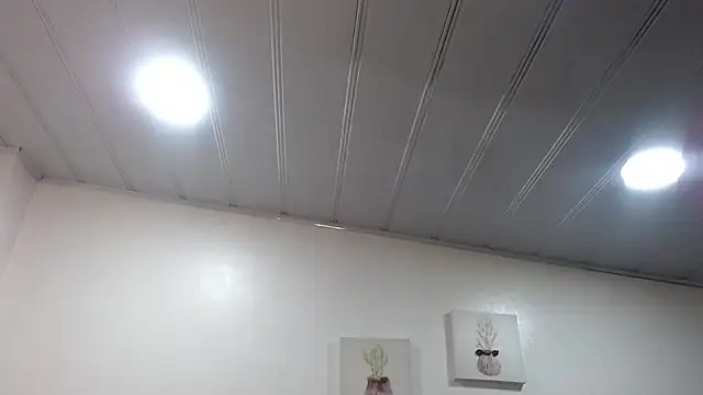 Snapshot of candy_lux_ chatting on February 2025 03:52:01 PM candy lux online show from February 2025 03:52:01 PM