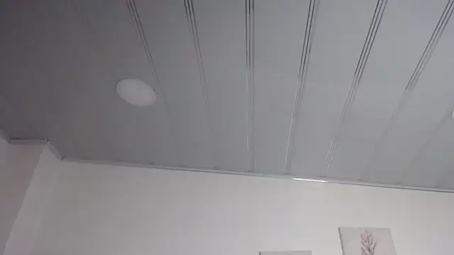 Snapshot of candy_lux_ chatting on February 2025 03:05:01 PM candy lux online show from February 2025 03:05:01 PM