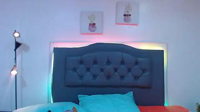 Snapshot of candy_lux_ chatting on October 2025 08:08:02 PM candy lux online show from October 2025 08:08:02 PM