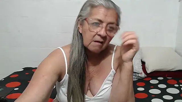 candy mature  online show from December 2025 11:21:01 PM