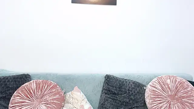 RebecaMur online show from September 2025 05:25:02 PM