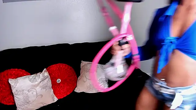 yiauana online show from March 2025 03:10:02 AM