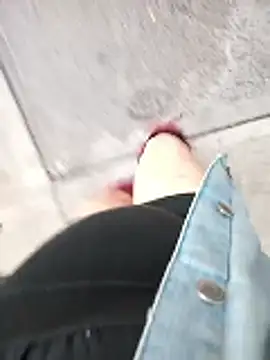 HeyyImHarlowe online show from October 2025 07:45:02 PM