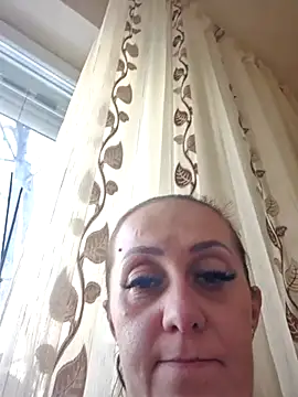 Snapshot of AvaLloyd chatting on February 2025 10:49:02 AM AvaLloyd online show from February 2025 10:49:02 AM