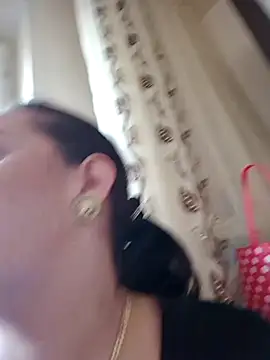 Snapshot of AvaLloyd chatting on March 2025 12:22:01 PM AvaLloyd online show from March 2025 12:22:01 PM