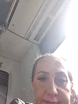 Snapshot of AvaLloyd chatting on March 2025 08:26:01 AM AvaLloyd online show from March 2025 08:26:01 AM