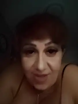 Snapshot of AvaLloyd chatting on October 2025 03:07:01 PM AvaLloyd online show from October 2025 03:07:01 PM