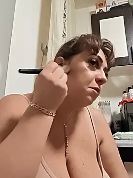 Snapshot of AvaLloyd chatting on October 2025 02:59:02 AM AvaLloyd online show from October 2025 02:59:02 AM