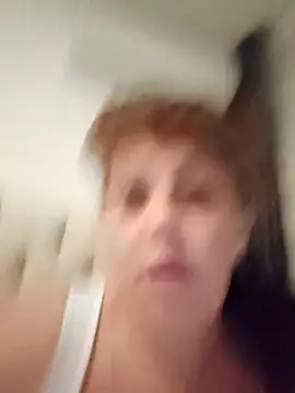 Snapshot of AvaLloyd chatting on November 2025 03:06:02 AM AvaLloyd online show from November 2025 03:06:02 AM