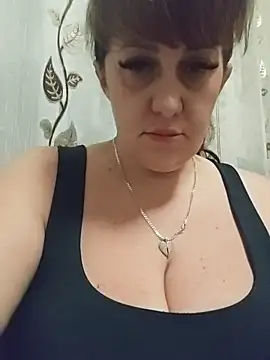 Snapshot of AvaLloyd chatting on December 2025 02:08:02 AM AvaLloyd online show from December 2025 02:08:02 AM