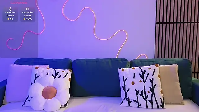 Snapshot of Ester_Hill chatting on February 2025 09:25:02 PM Ester Hill online show from February 2025 09:25:02 PM