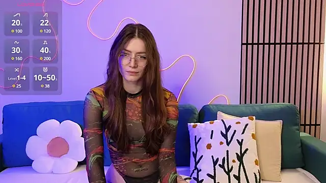 Snapshot of Ester_Hill chatting on March 2025 03:50:01 AM Ester Hill online show from March 2025 03:50:01 AM