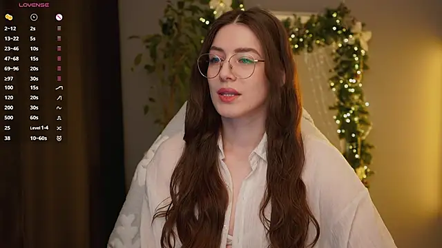 Ester Hill online show from January 2026 02:16:02 AM