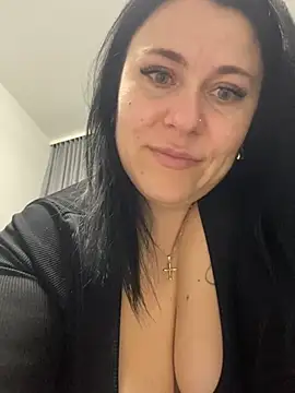 Snapshot of CuteNata chatting on January 2025 04:46:01 PM CuteNata online show from January 2025 04:46:01 PM