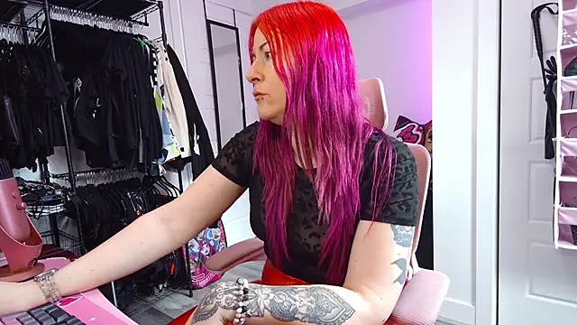 Snapshot of gennyrock chatting on March 2026 05:06:01 PM gennyrock online show from March 2026 05:06:01 PM