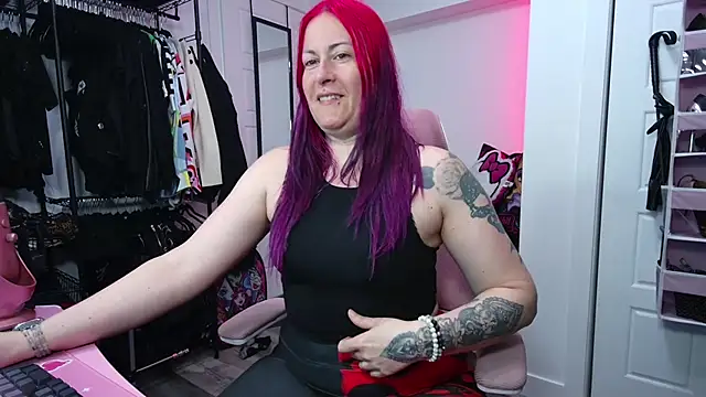 Snapshot of gennyrock chatting on April 2026 04:13:02 PM gennyrock online show from April 2026 04:13:02 PM