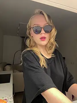 Little Forest ELF online show from October 2025 09:06:01 PM