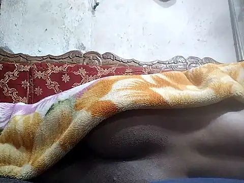 BadBoySmoker7070 online show from February 2025 11:57:02 PM