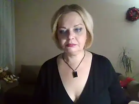 Snapshot of SofiyaPetrova chatting on December 2024 01:45:01 AM SofiyaPetrova online show from December 2024 01:45:01 AM