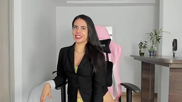 susana monroy online show from March 2025 09:01:02 PM