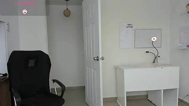 susana monroy online show from October 2025 07:47:01 PM