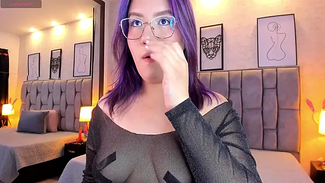 Snapshot of sweet--emily chatting on January 2025 04:15:01 AM sweet--emily online show from January 2025 04:15:01 AM