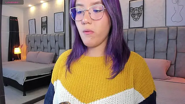 Snapshot of sweet--emily chatting on February 2025 05:09:01 AM sweet--emily online show from February 2025 05:09:01 AM