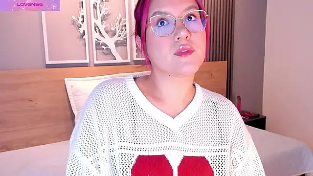 sweet--emily online show from December 2025 03:55:01 AM