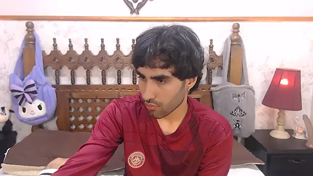 MilanZaire online show from March 2025 11:42:01 PM