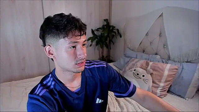 Snapshot of dimitri_targaryen chatting on September 2025 09:22:02 AM dimitri targaryen online show from September 2025 09:22:02 AM